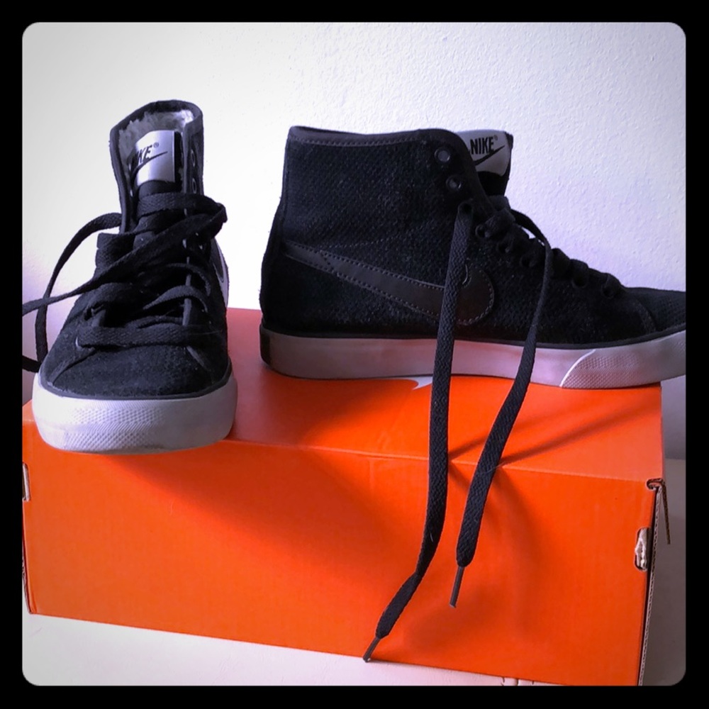 Nike Primo Court Mid Suede Fur sneakers